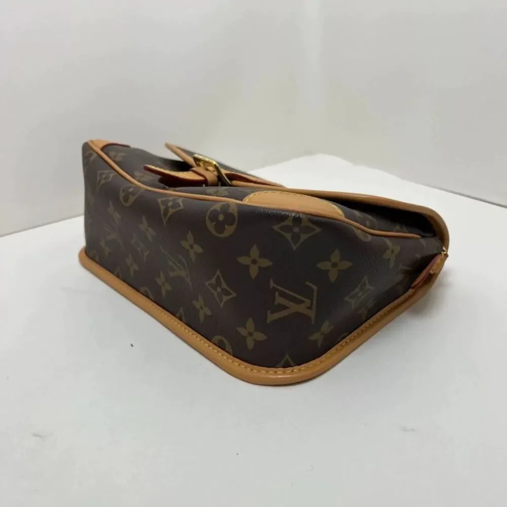 Louis Vuitton Women Pre-Loved Bag Very Good Condition